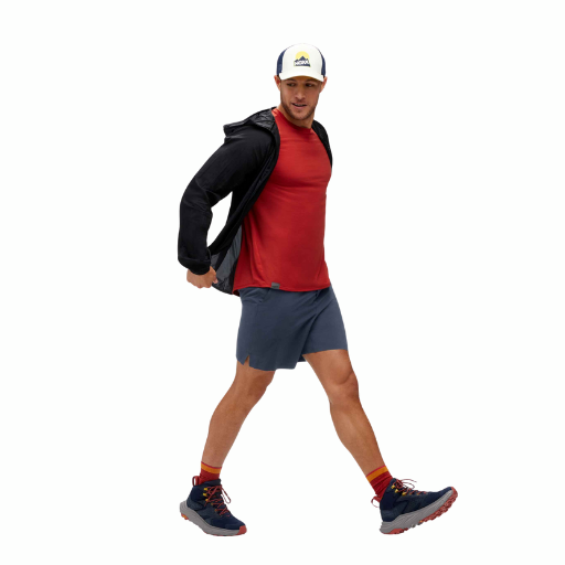 Hoka Skyflow Jacket | Black | The Run Hub