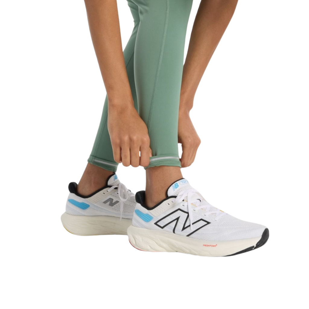 New Balance Sleek Pocket High Rise Legging 27" | Dark Juniper | 197967338205 | The Run Hub