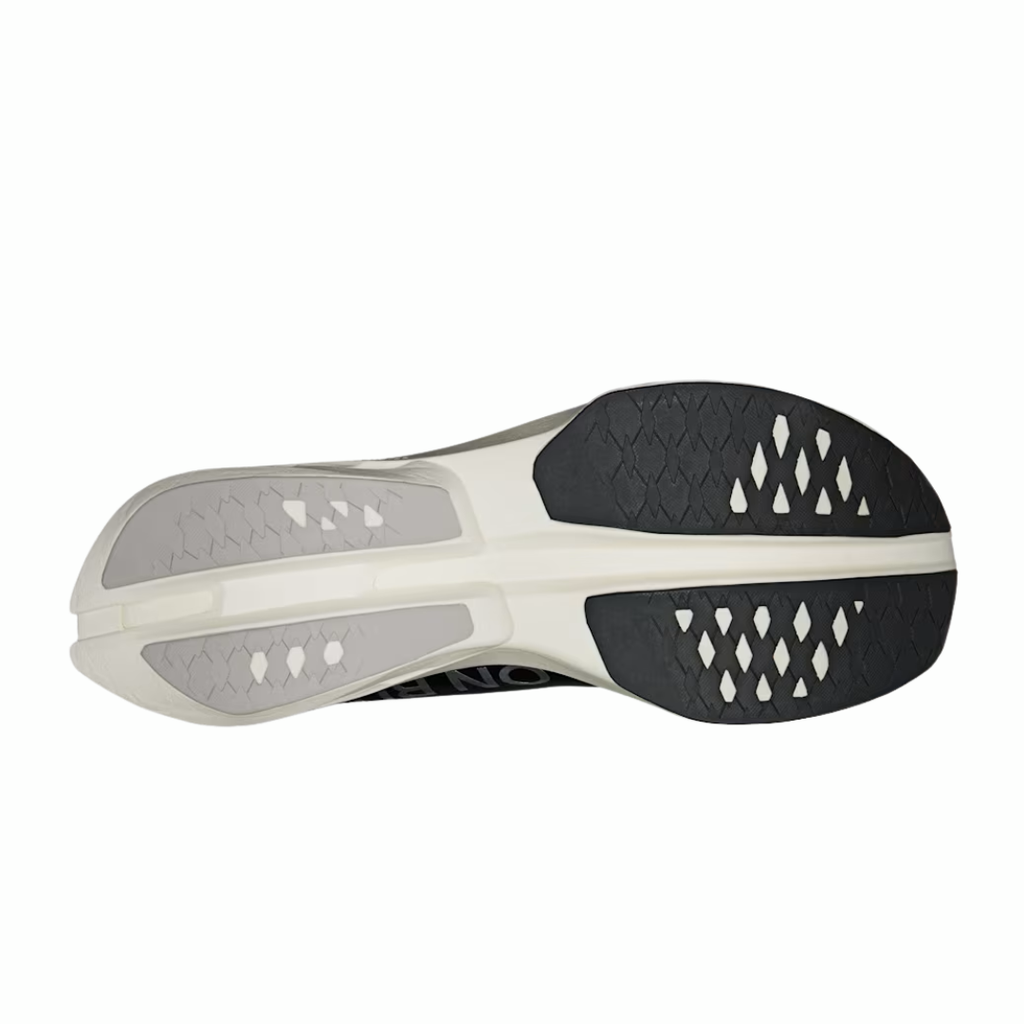 ON CloudBoom Strike | Black & White | The Run Hub