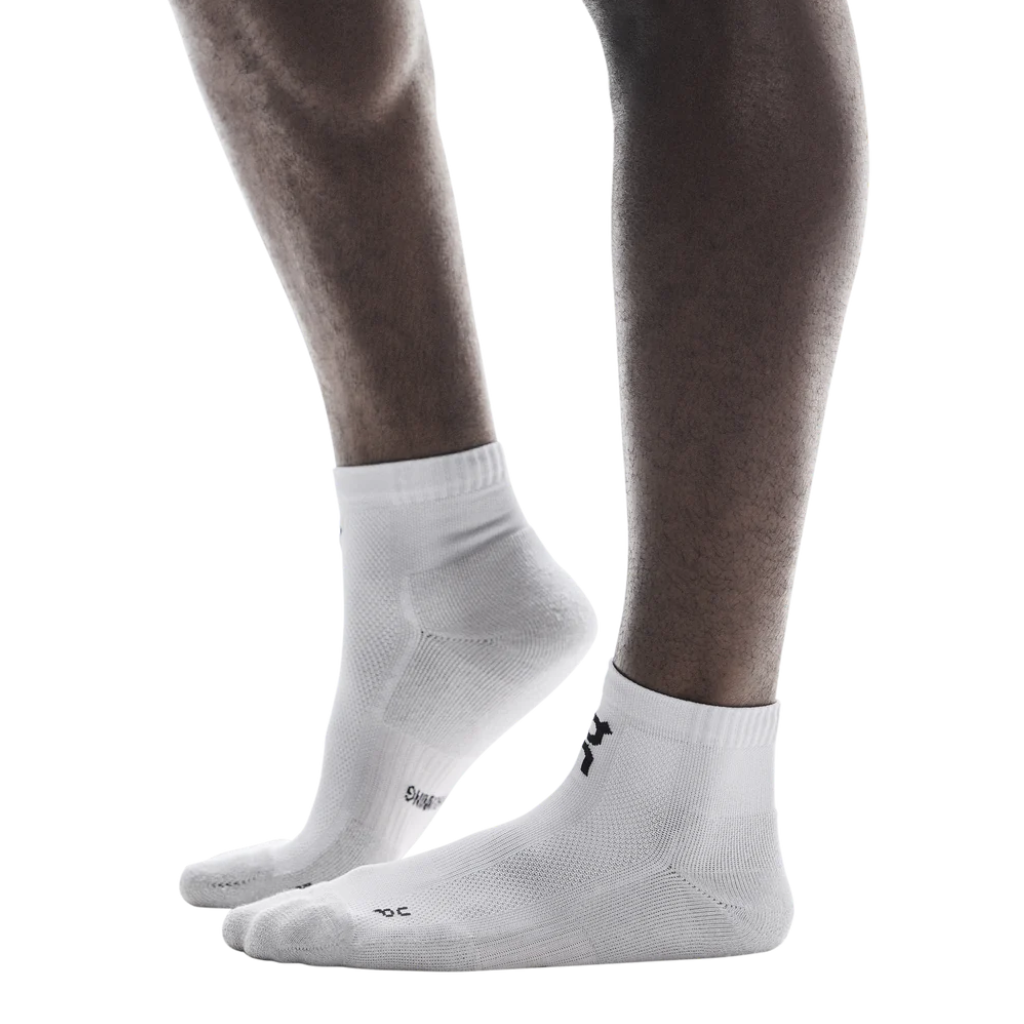 On Running Core Run Sock Mid 2P | Glacier | 2UF10070561 | The Run Hub