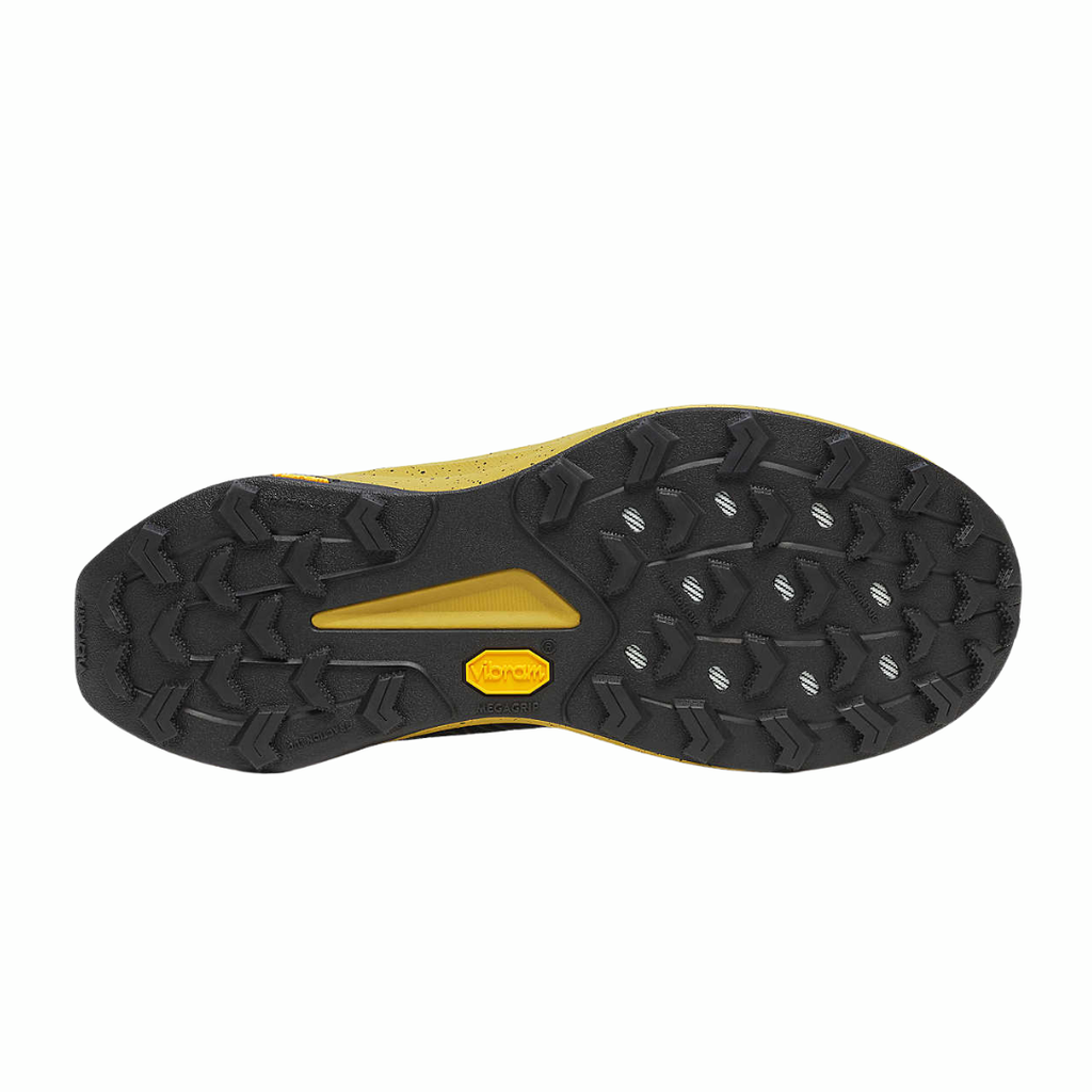 Saucony Peregrine 16 GTX | Black & Oil | The Run Hub